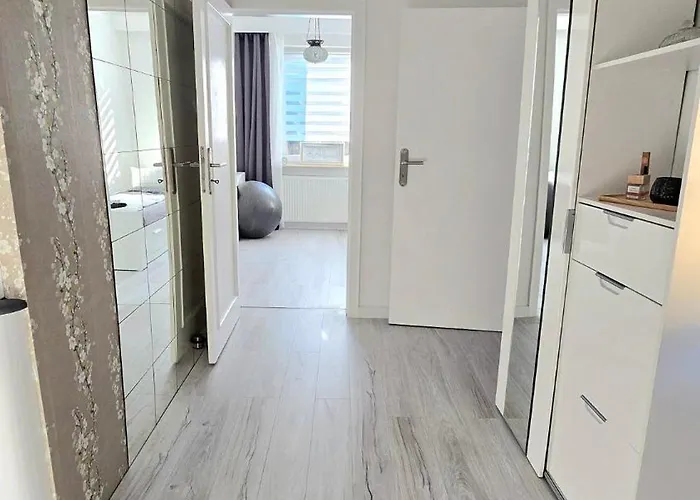 Schoene 3-zimmer In Hemelingen 公寓 *