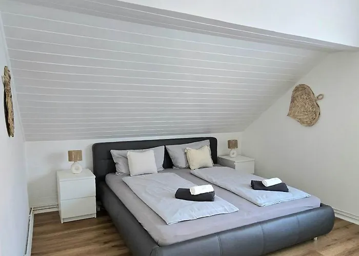 Schoene 3-zimmer In Hemelingen 公寓 *